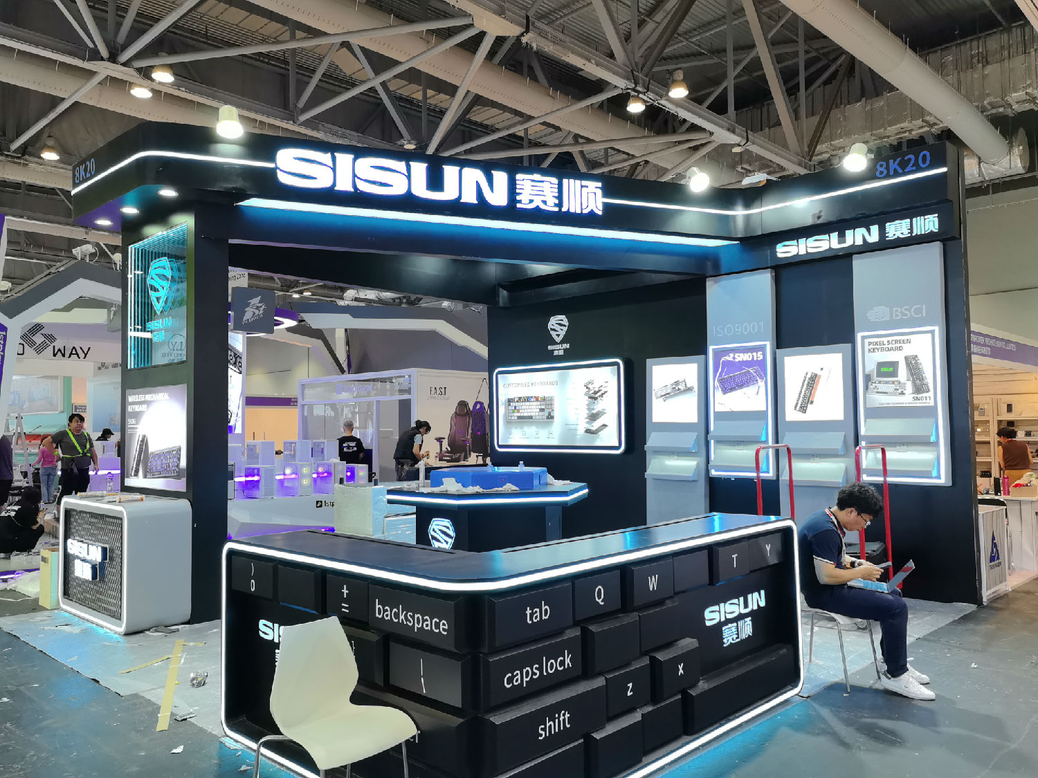 微信图片_20251011152715_267_3.jpg 微信图片_20251011152715_267_3.jpg